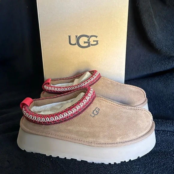 Ugg Chestnut Tazz Tasman Platform Slippers - Picture 1 of 7